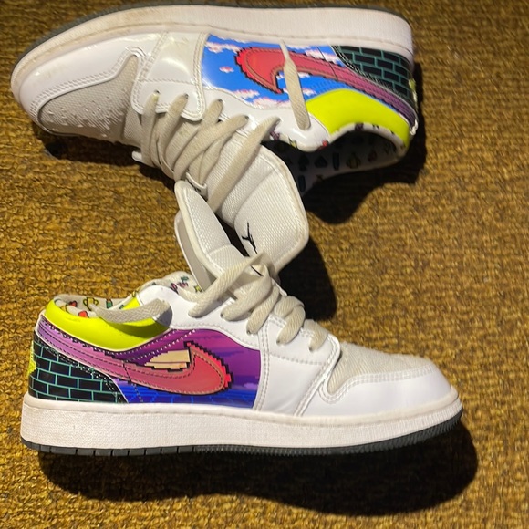 Custom Jordan one low top - Picture 2 of 2